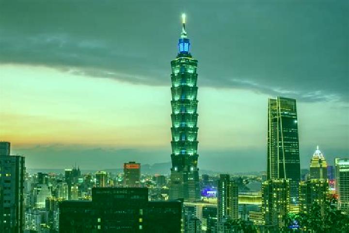 Mr. Magnifico slot game